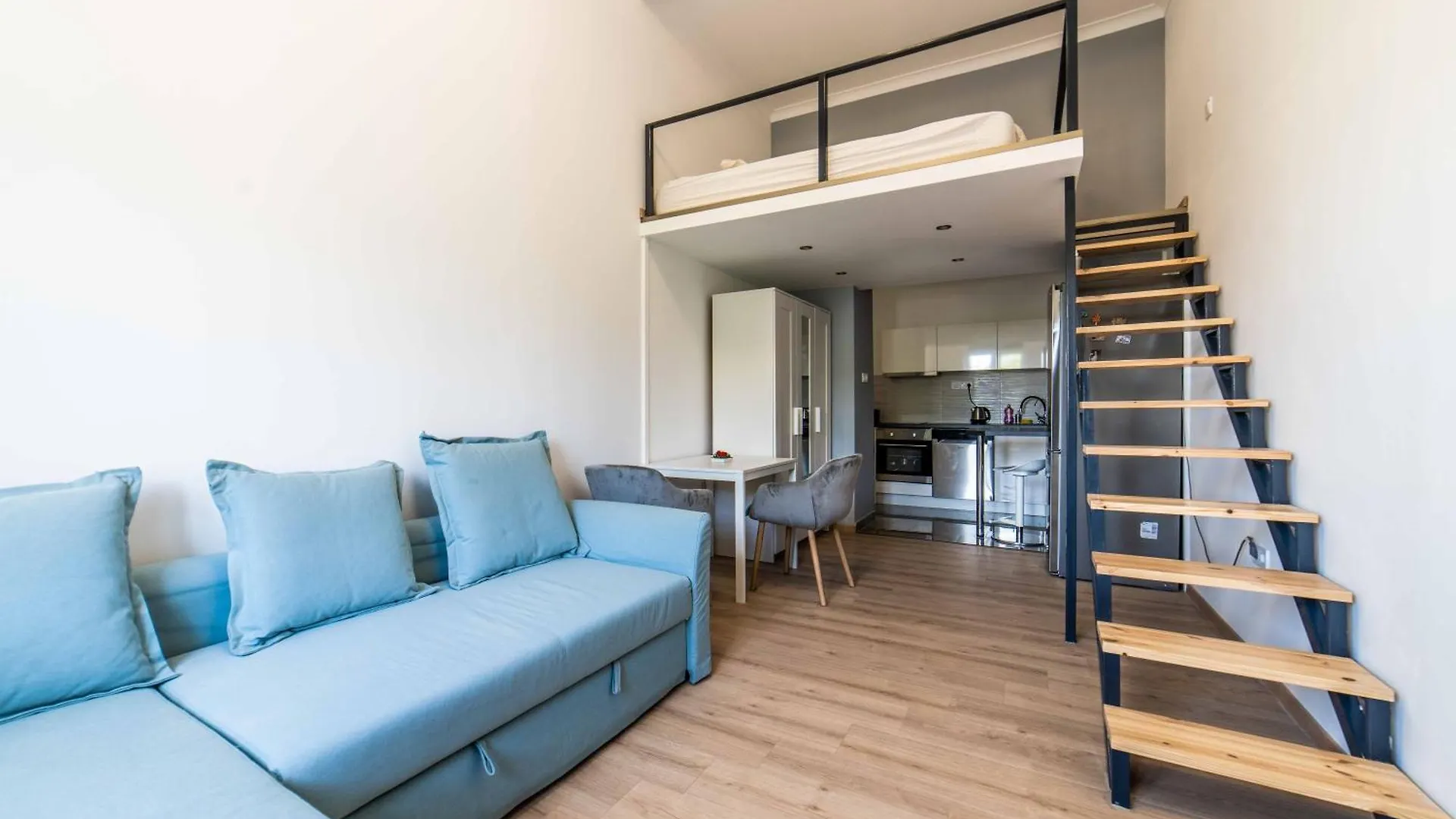 Fiumei Studio Apartment Budapest